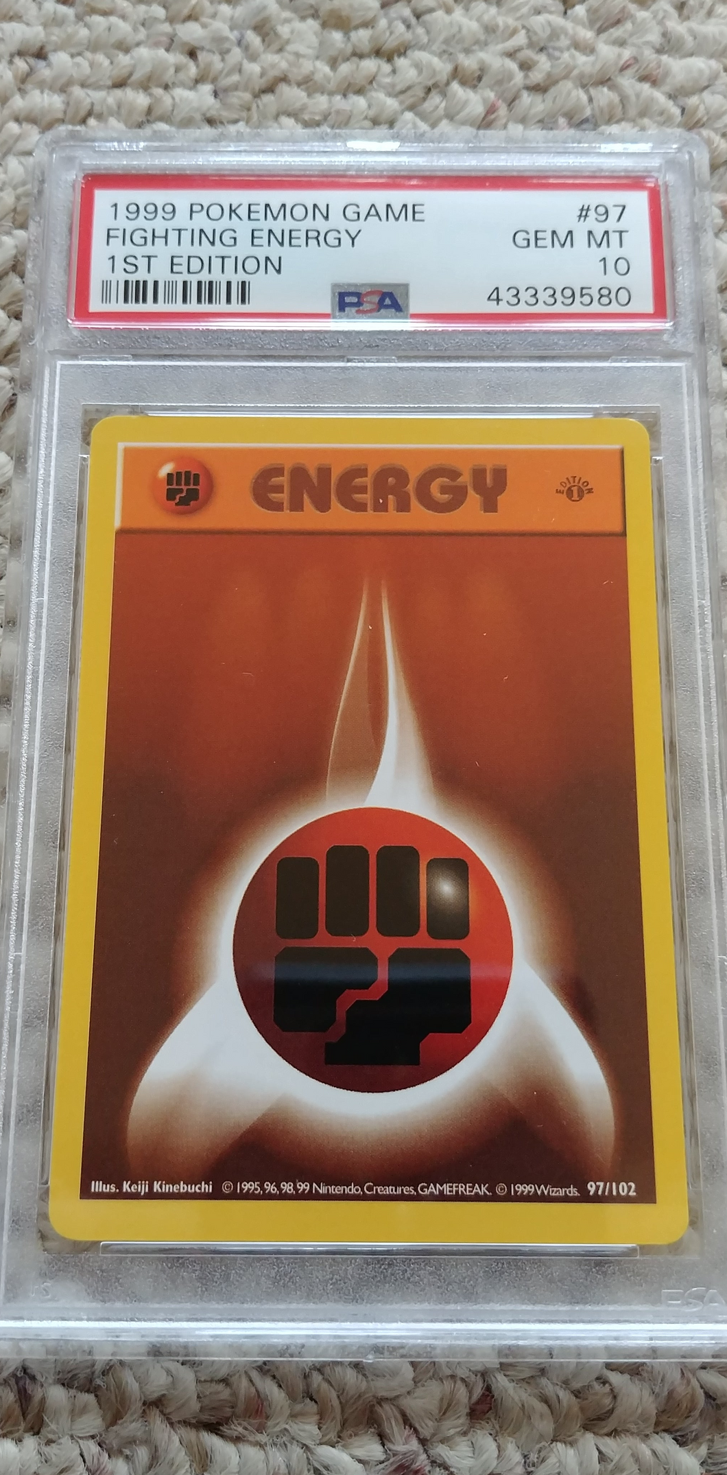 Pokemon 1999 Base Set 1st Edition Shadowless Fighting Energy PSA 10